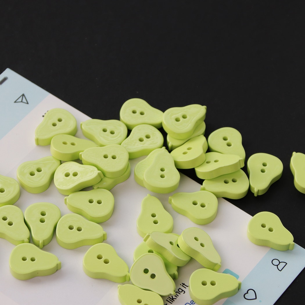 Bunli - 10 Pack DIY Fruit Shape 2-Hole Buttons