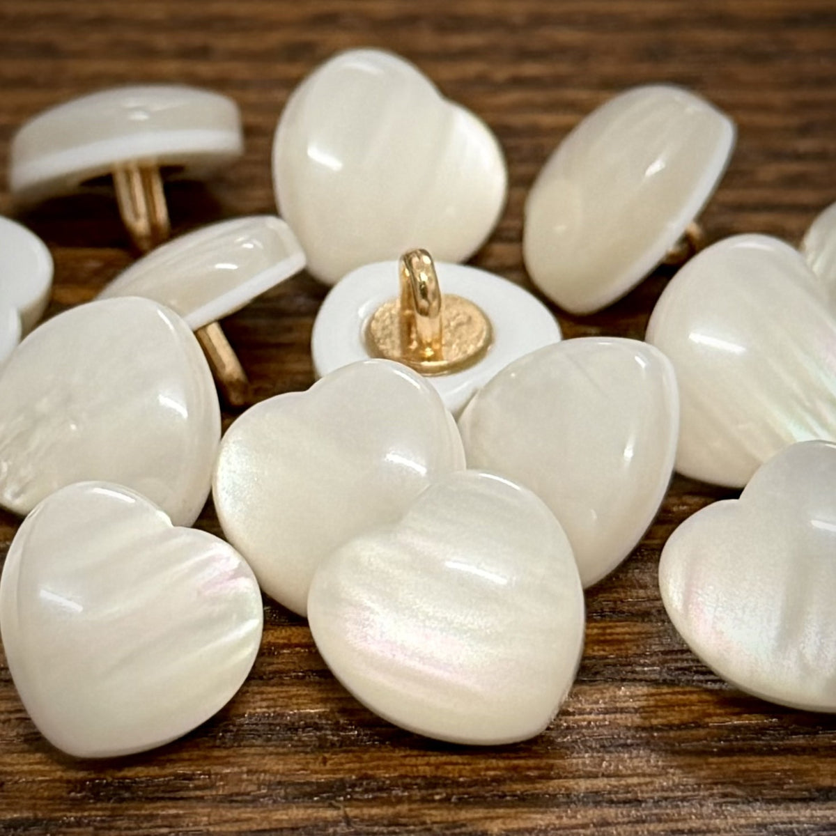Bunli - DIY 10 Pack Cream Heart-Shaped Rear-Loop Button
