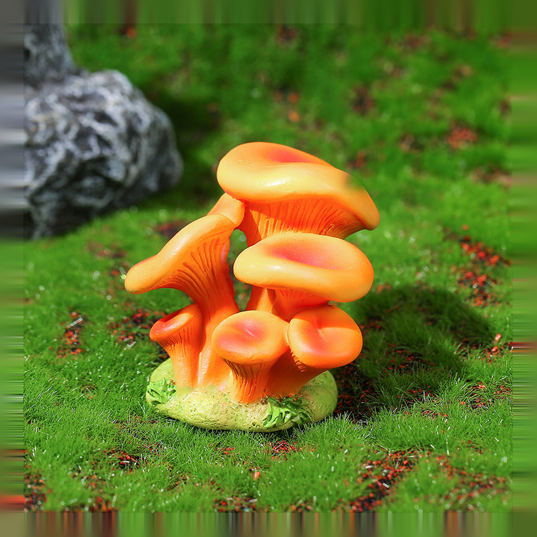 Objella - Moss Garden Eight-Mushroom Figurine