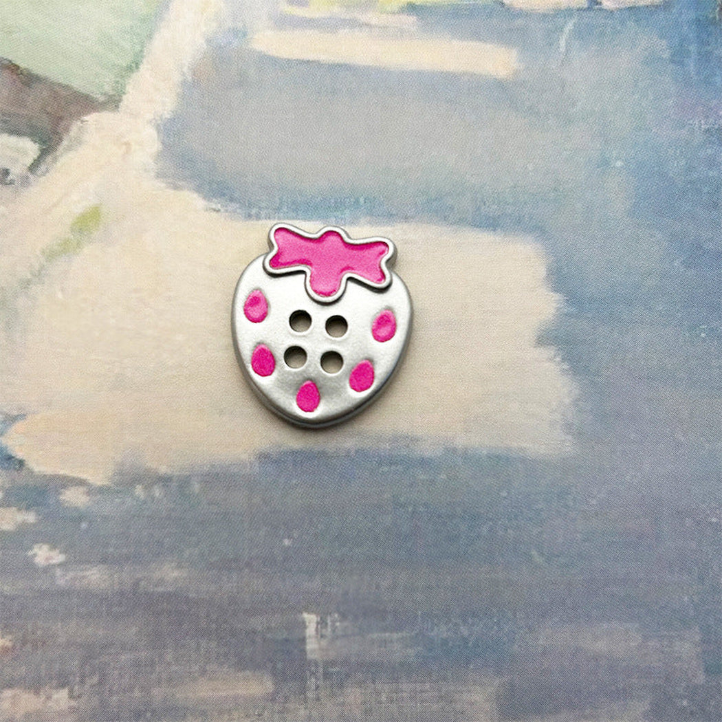 Bunli - DIY 10 Pack Polka Dot Strawberry-Shaped Four-Hole Button