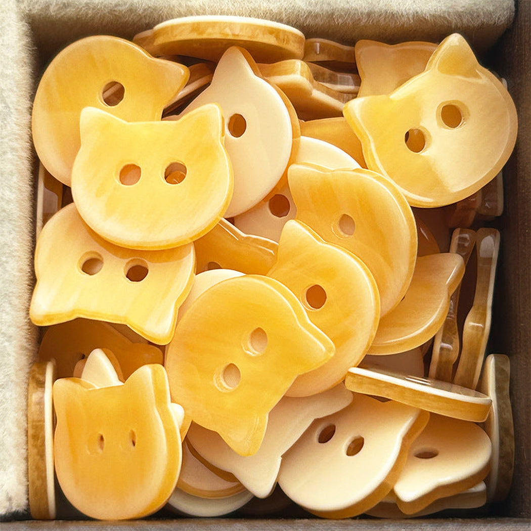 Bunli - DIY 10 Pack Cat-Shaped Two-Hole Button