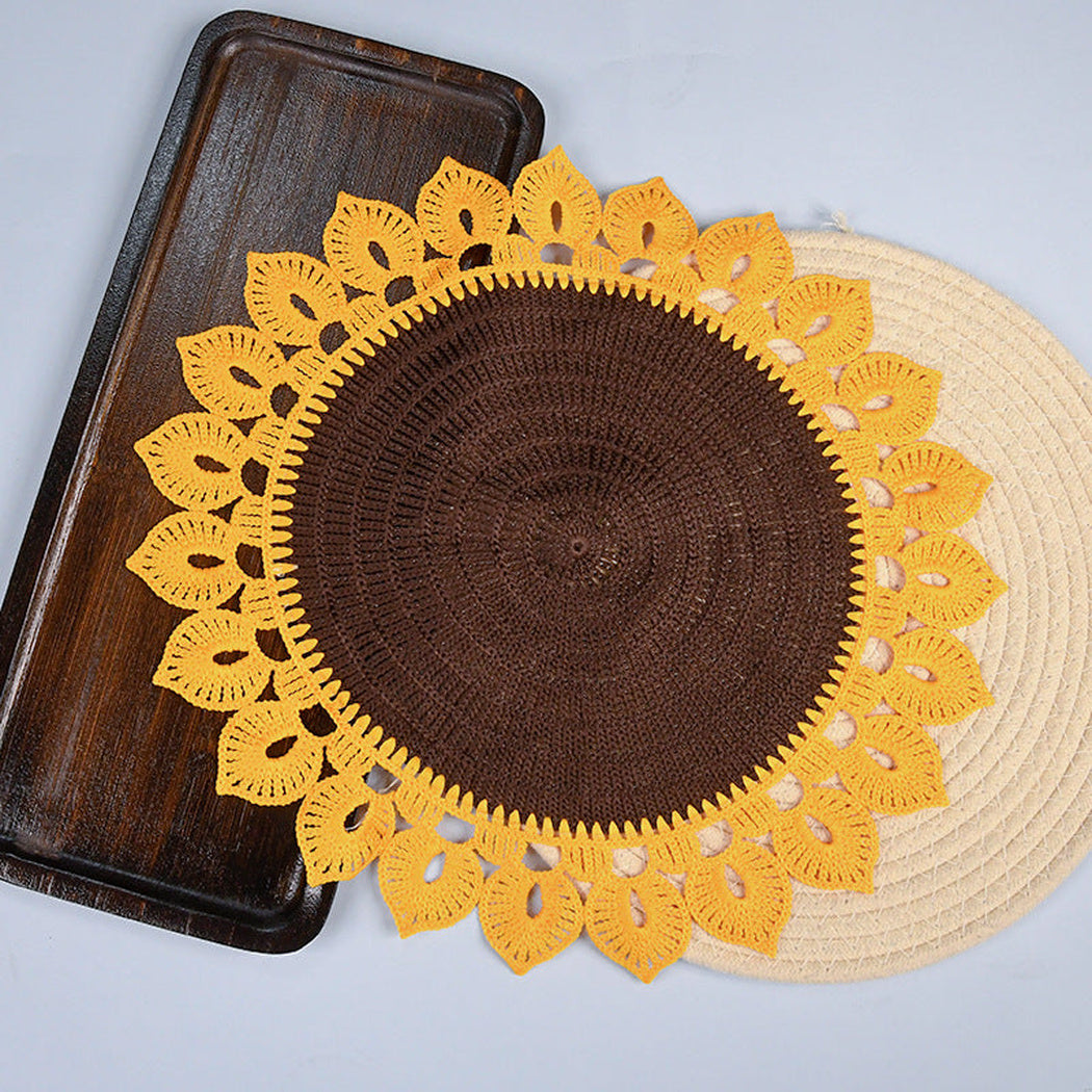 Velin - Round Petal Border Placemat