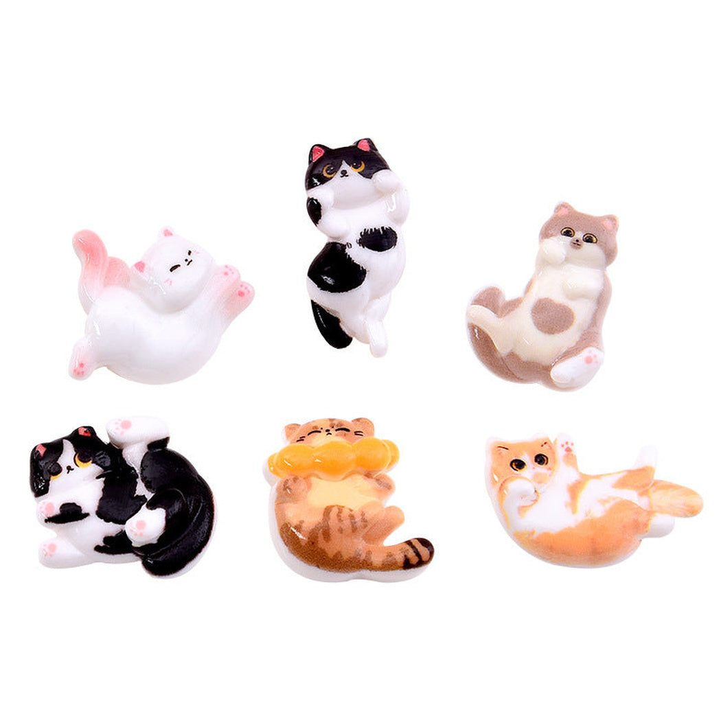 Realistic Cat Pose Fridge Magnet, product view 5