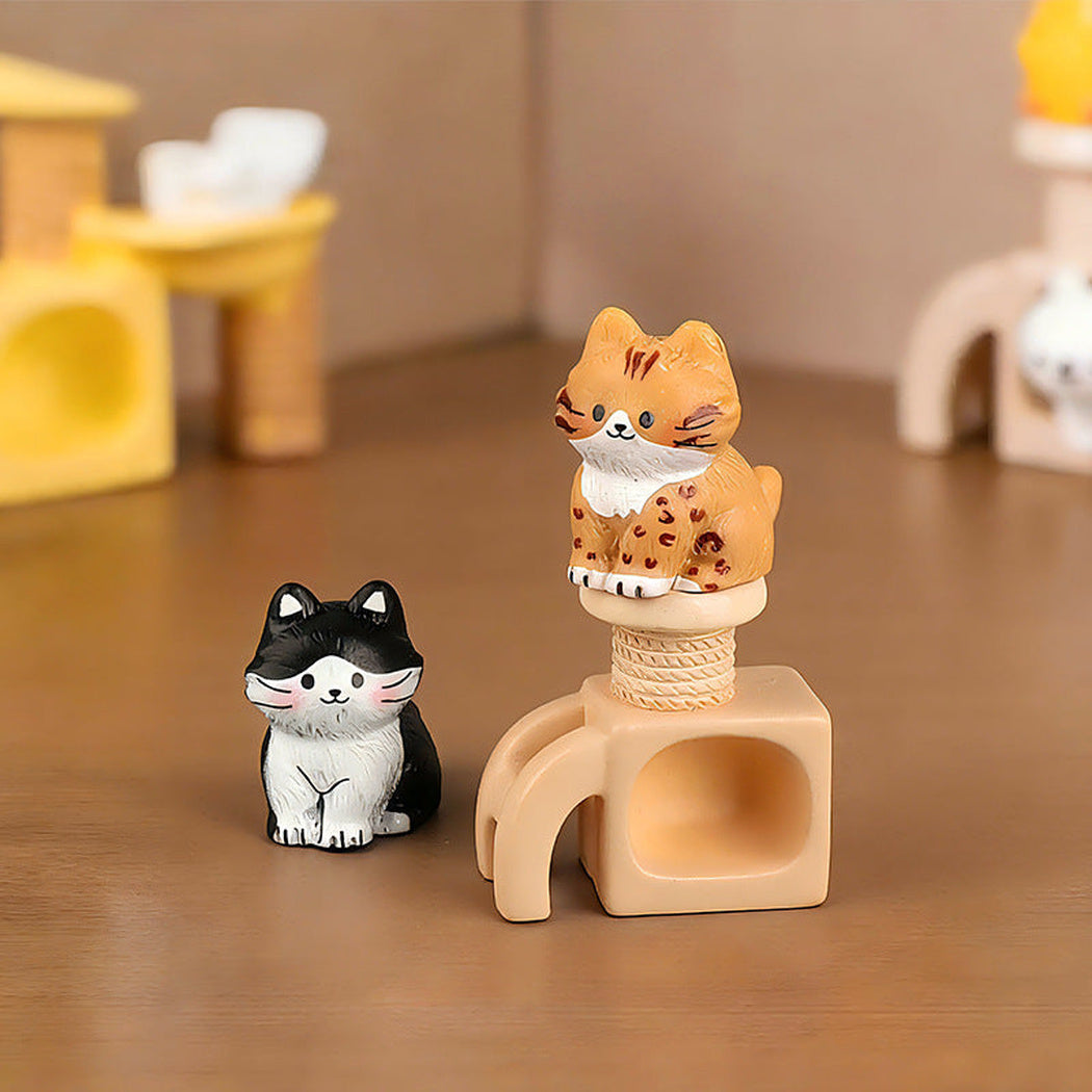 Cat Coat Micro Landscape Figurine, product view 2