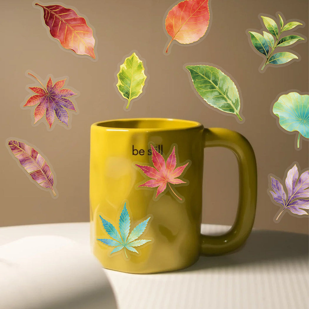 Autumn leaf sticker design and size detail