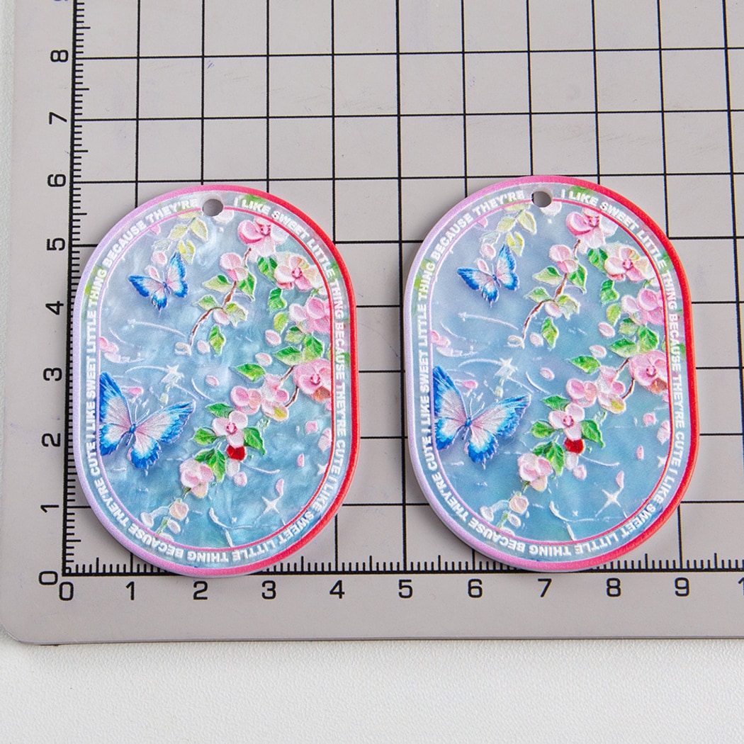 Chivy - Vibrant Butterfly Print Acrylic DIY Accessory