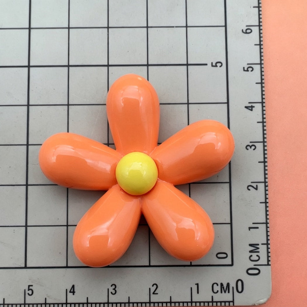 Chivy - DIY Glossy Petal Shape Plastic Accessory