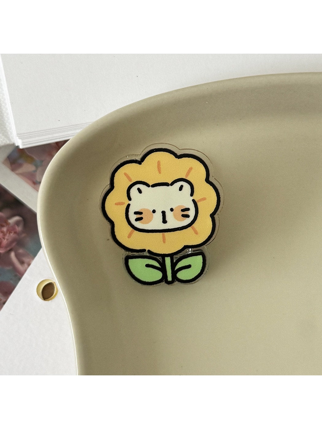 Clemi - Cute Acrylic Plant and Animal Planner Clip Oria & Co