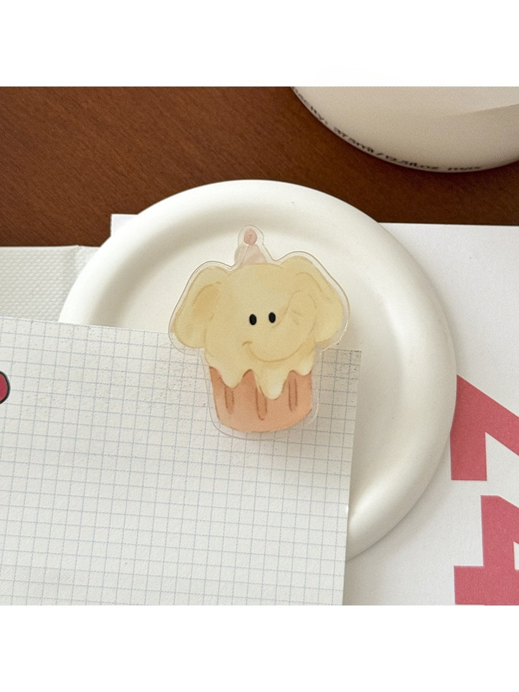 Clemi - Cute Acrylic Cartoon Snack Shape Planner Clip Oria & Co