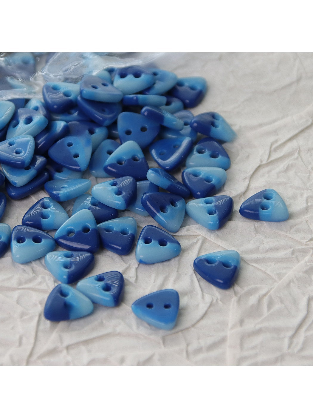 Bunli - 10 Pack Gradient Ceramic Two Hole Sewing Button Oria & Co