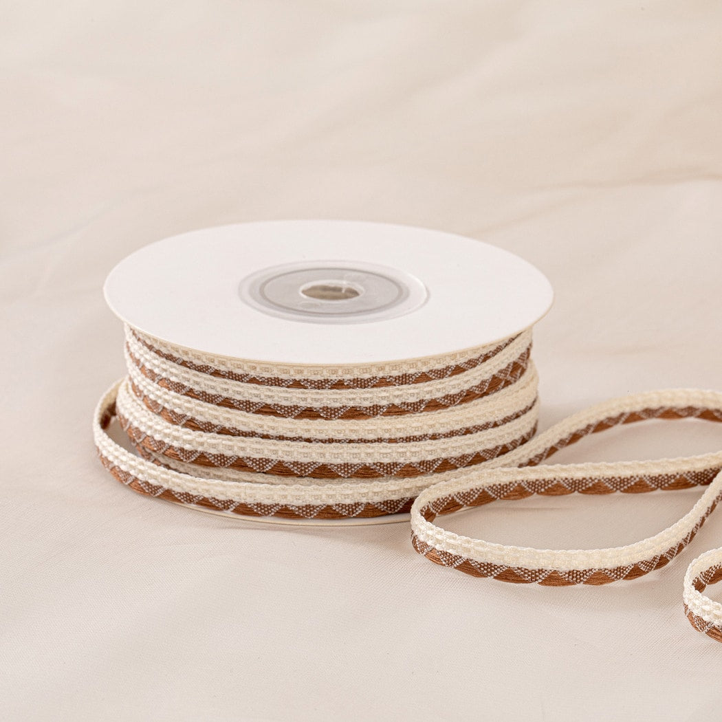 Rivora - DIY Decorative Scalloped Ribbon Trim