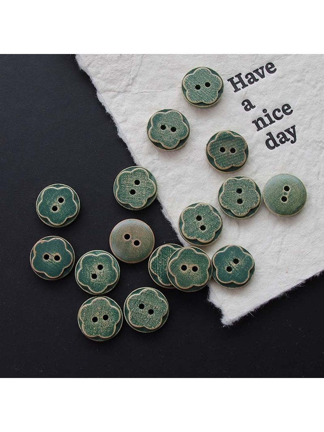 Bunli - DIY 10 Pack Vintage Style Four-Hole Buttons
