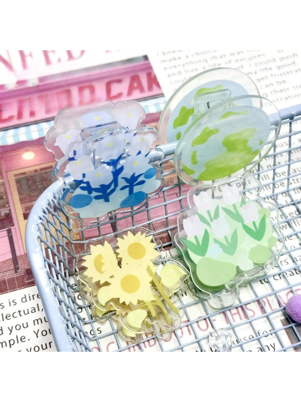 Clemi - Transparent Acrylic Cartoon Style Planner Clip Oria & Co