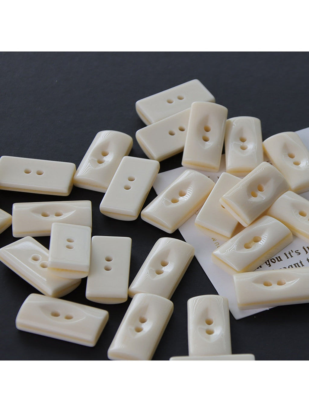 Bunli - 10 Pack Smooth Rectangle Two-Hole ClothingButton Oria & Co