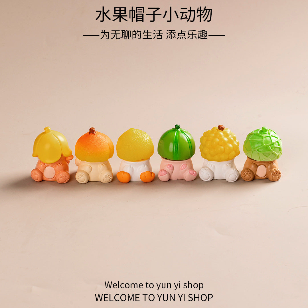 创意可爱水果帽子动物微景观盲盒装饰品配件办公室桌面迷你小摆件