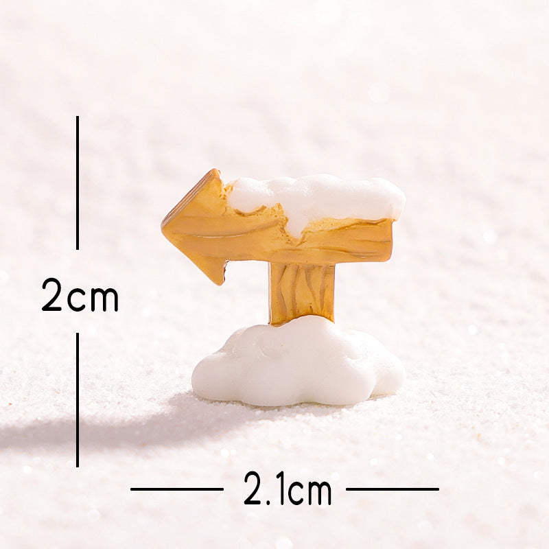 Objella - Festive Snow House Miniature Ornament