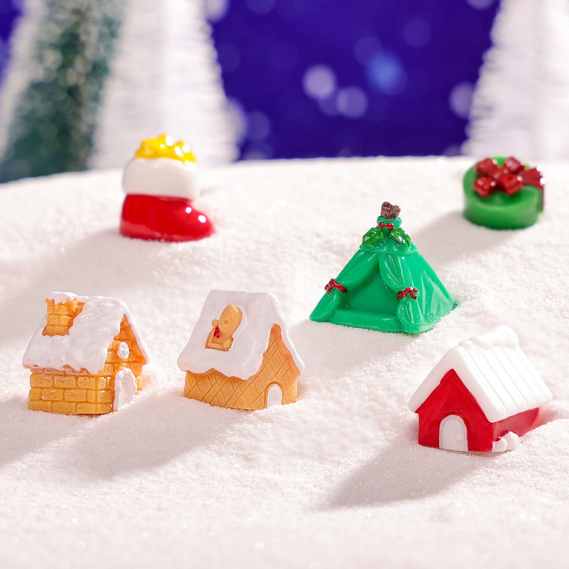 Objella - Festive Snow House Miniature Ornament