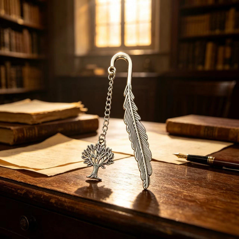 Novellea - Feather-Hook Assorted-Mini-Charm Bookmark