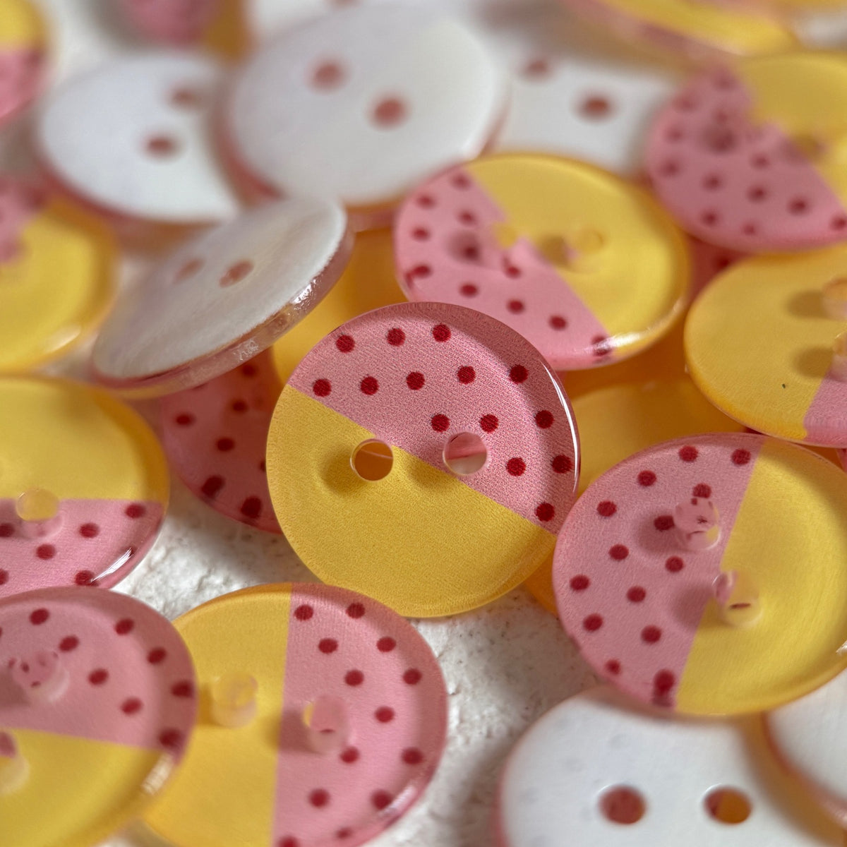 Bunli - DIY 10 Pack Yellow-Pink Polka-Dot Round Button