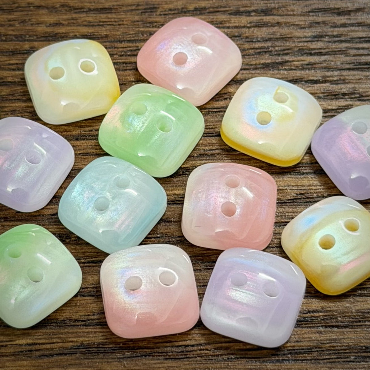 Bunli - DIY 10 Pack Faceted Square Two-Hole Button