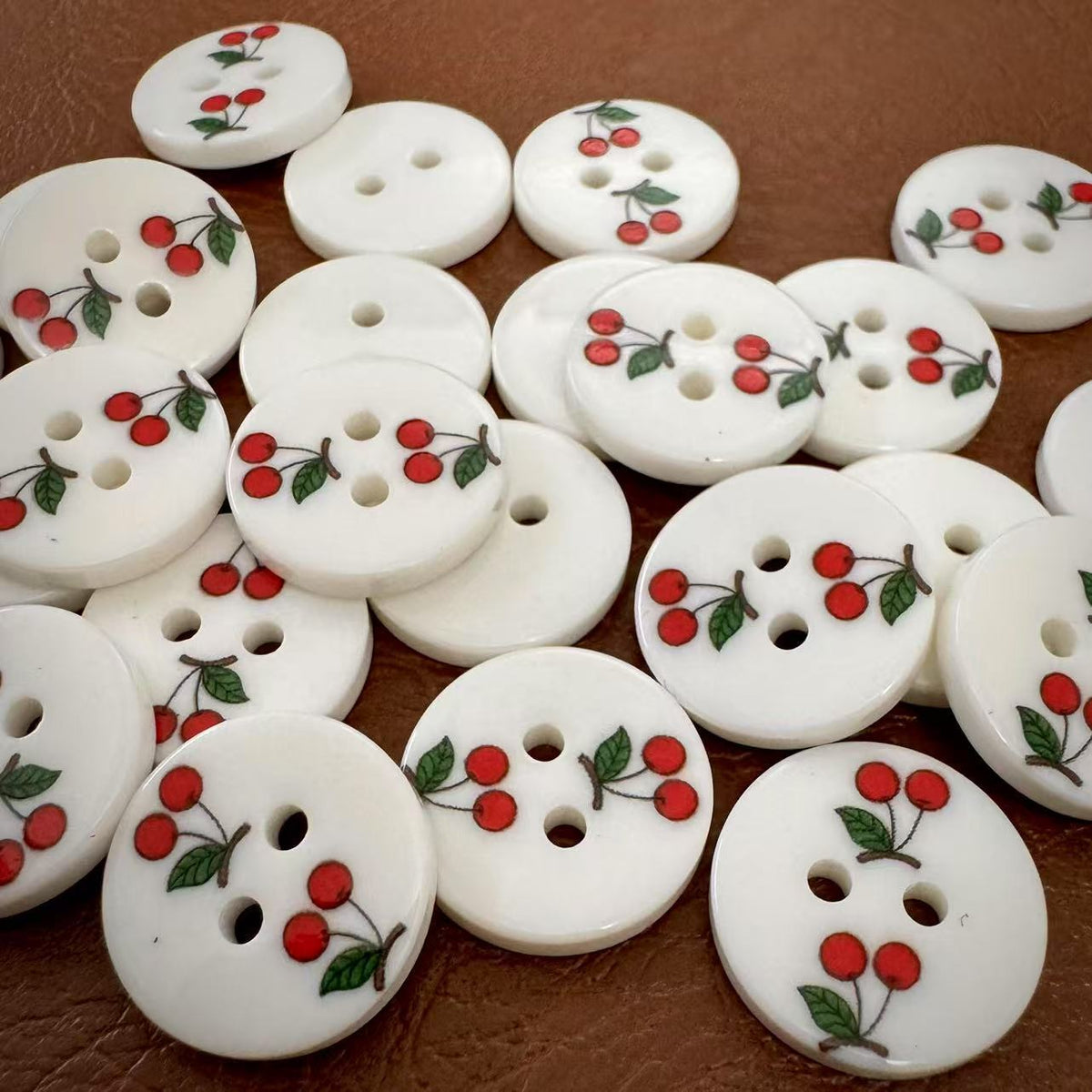 Bunli - DIY 10 Pack Cherry Print Two-Hole Button
