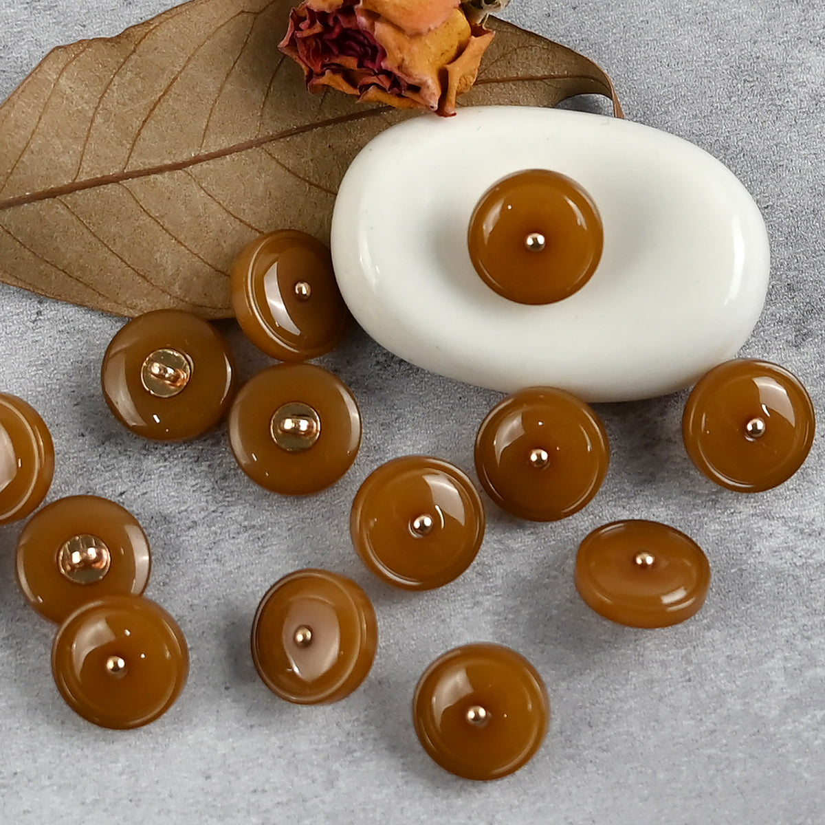 Bunli - DIY 10 Pack Jade Tone Round Shank Button