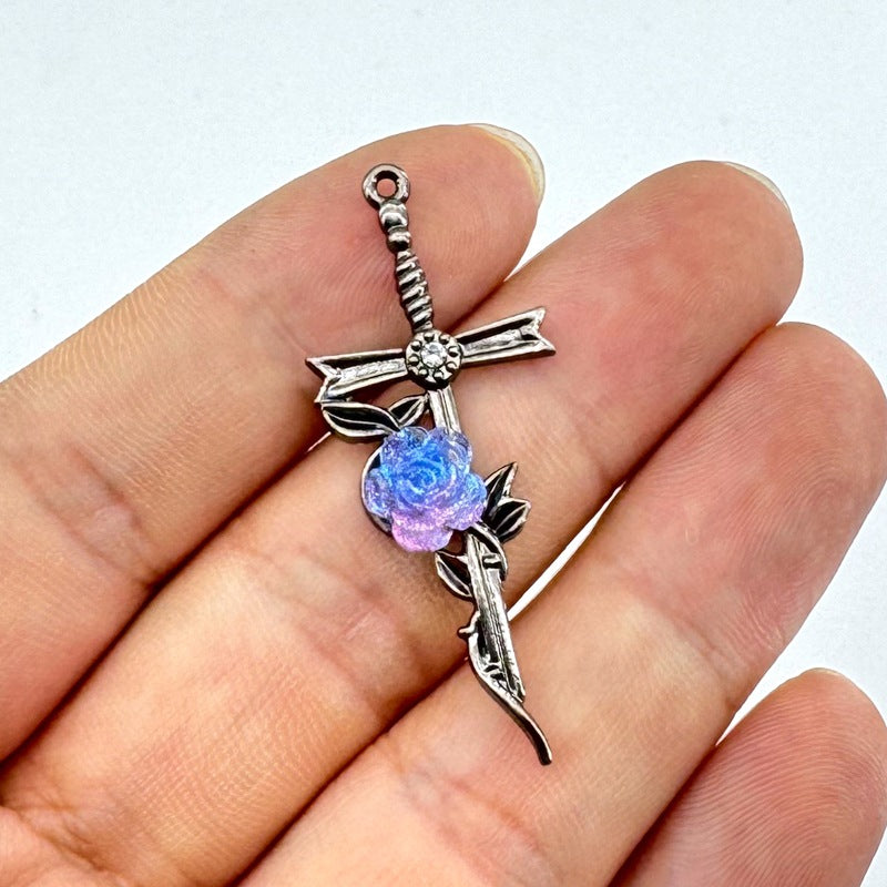 复古暗黑系玫瑰蔓藤十字架 吊坠合金配件DIY手工材料挂件配饰
