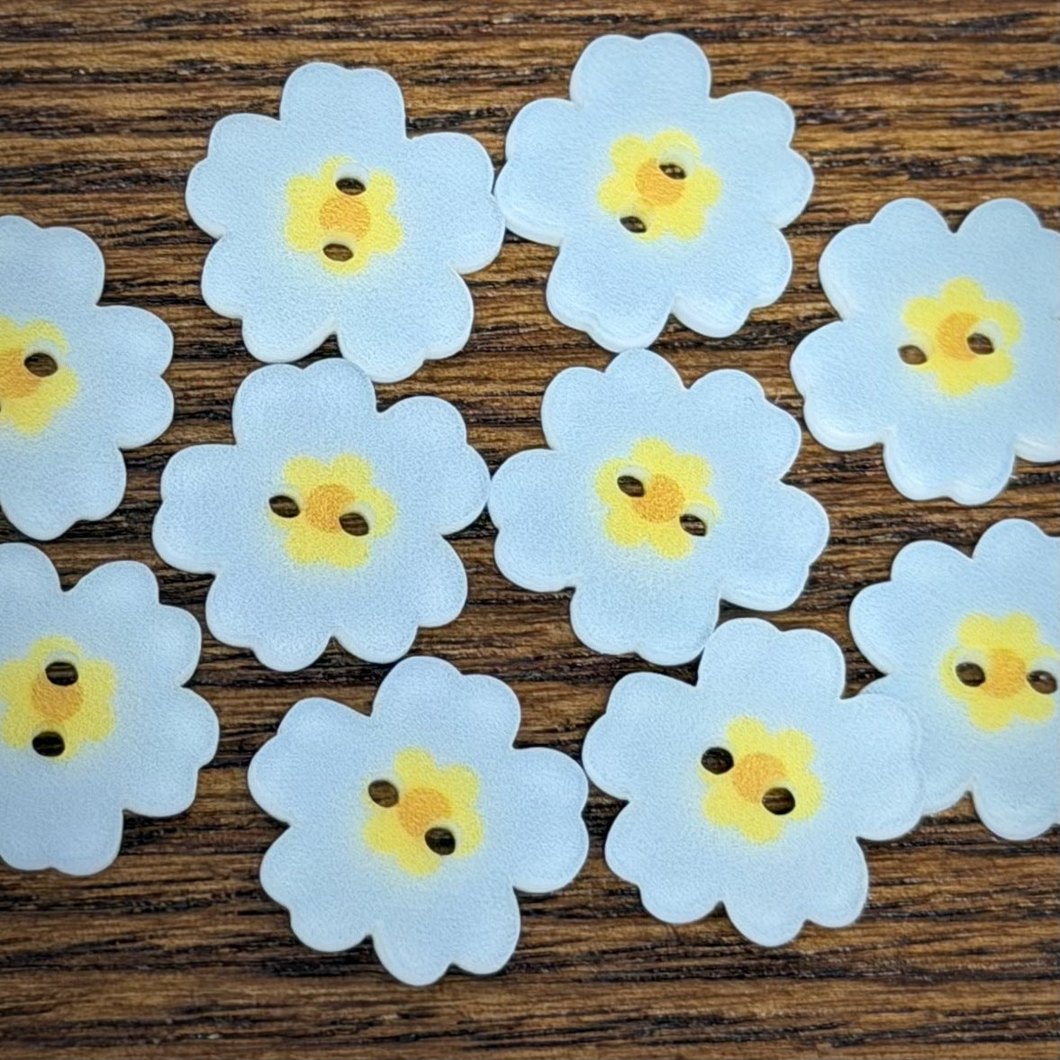 Bunli - DIY 10 Pack Daisy Two-Hole Button