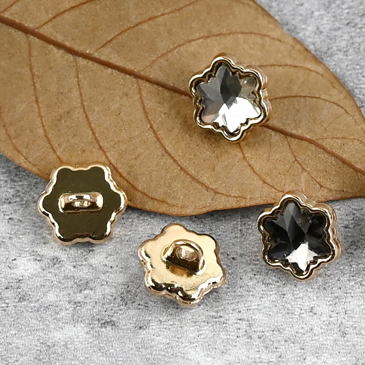 Bunli - DIY 10 Pack Faceted Flower-Shaped Button