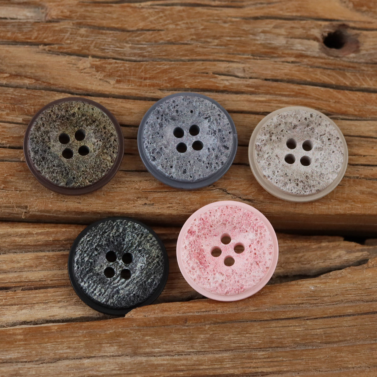 Bunli - DIY 10 Pack Textured Round Button