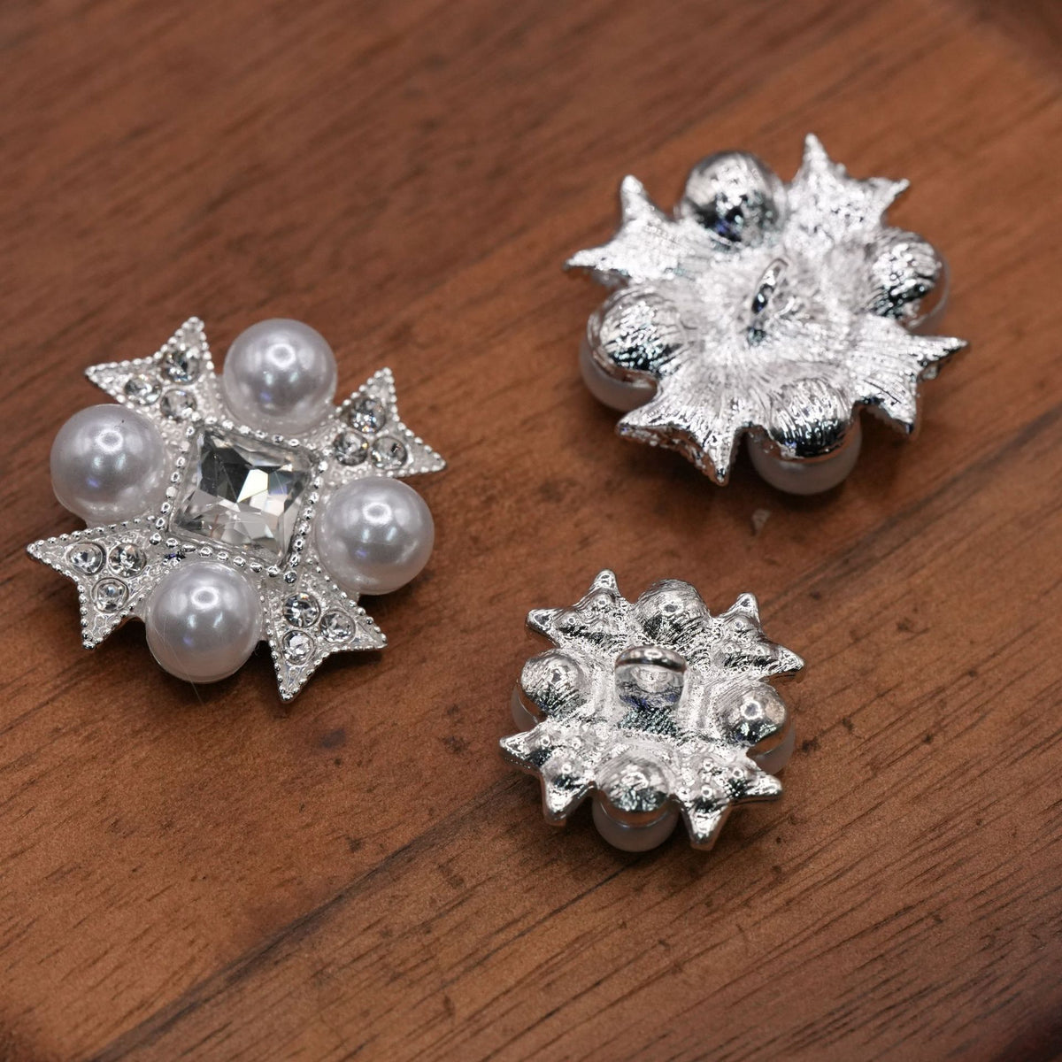 雪花珍珠水钻金属纽扣装饰辅料外套西装大衣手缝扣子有脚纽扣