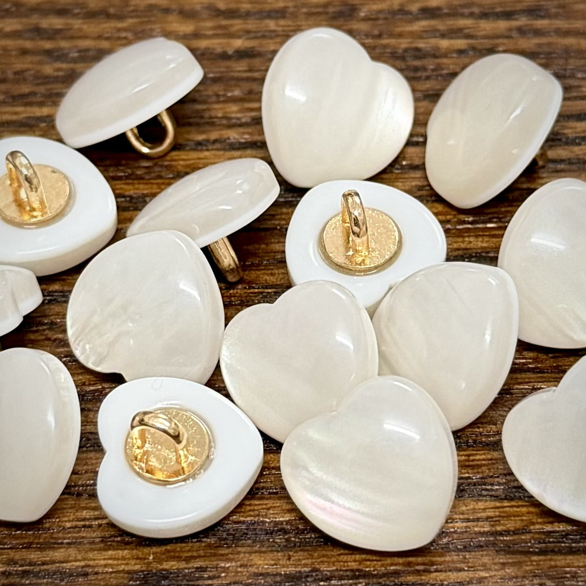 Bunli - DIY 10 Pack Cream Heart-Shaped Rear-Loop Button