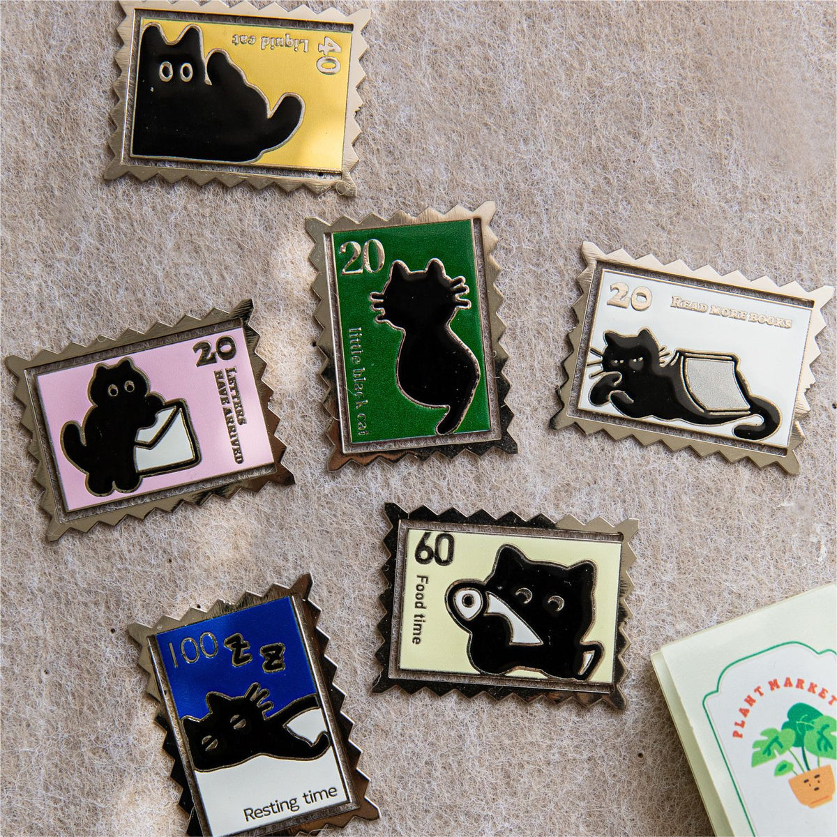 Novellea - Cat-Illustration Stamp-Border Bookmark Clip