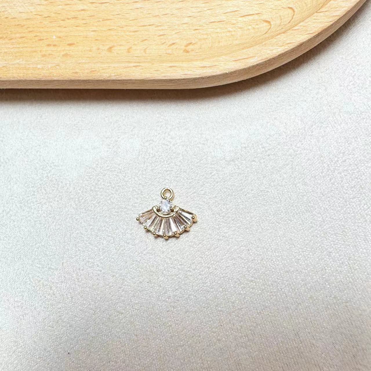 枫叶吊坠18K包金保色微镶锆石配饰diy耳环项链饰品配件