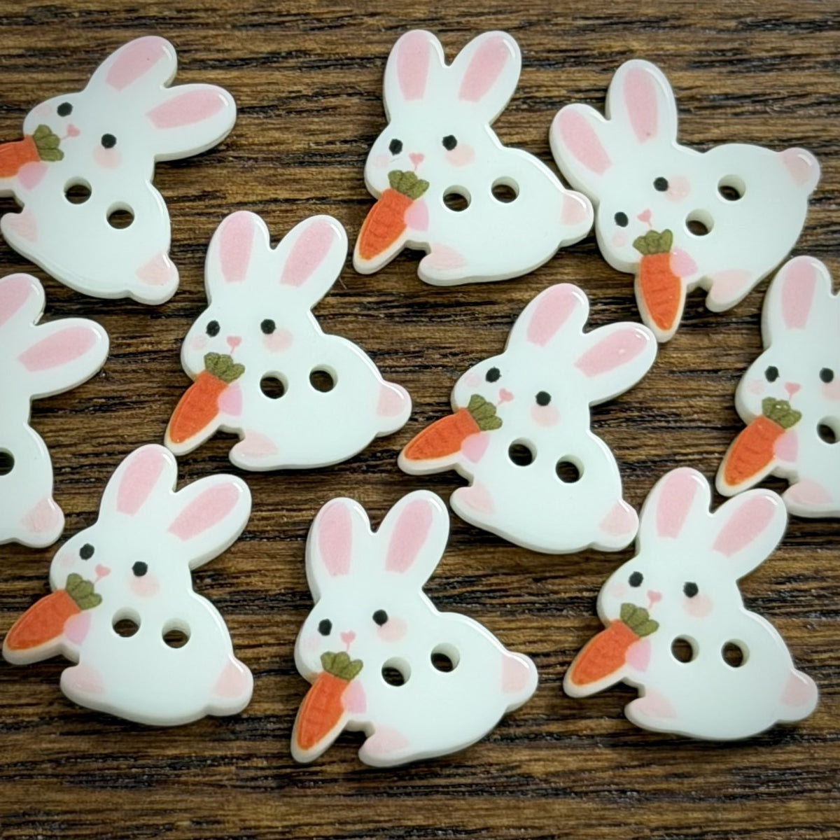 Bunli - DIY 10 Pack Carrot Bunny Two-Hole Button