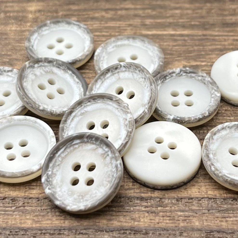 15mm燕麦牛奶混花色4眼内斜边树脂纽扣手工DIY扣子毛衣外套针织扣