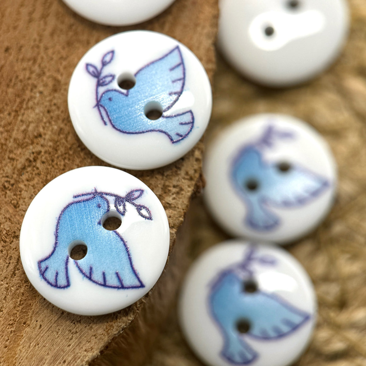 Bunli - DIY 10 Pack Blue Dove White Round Button