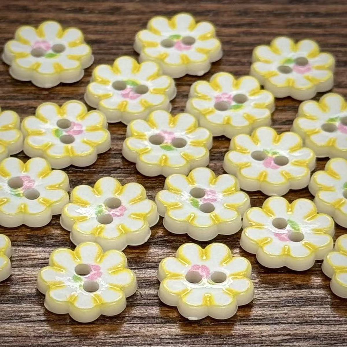 Bunli - DIY 10 Pack Yellow Flower Two-Hole Button
