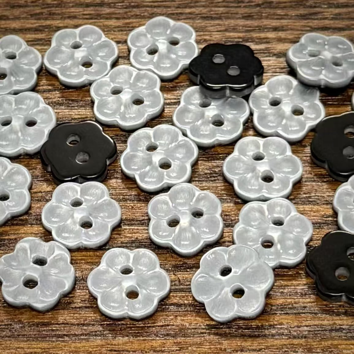 Bunli - DIY 10 Pack Stone-Gray Flower-Shaped Button