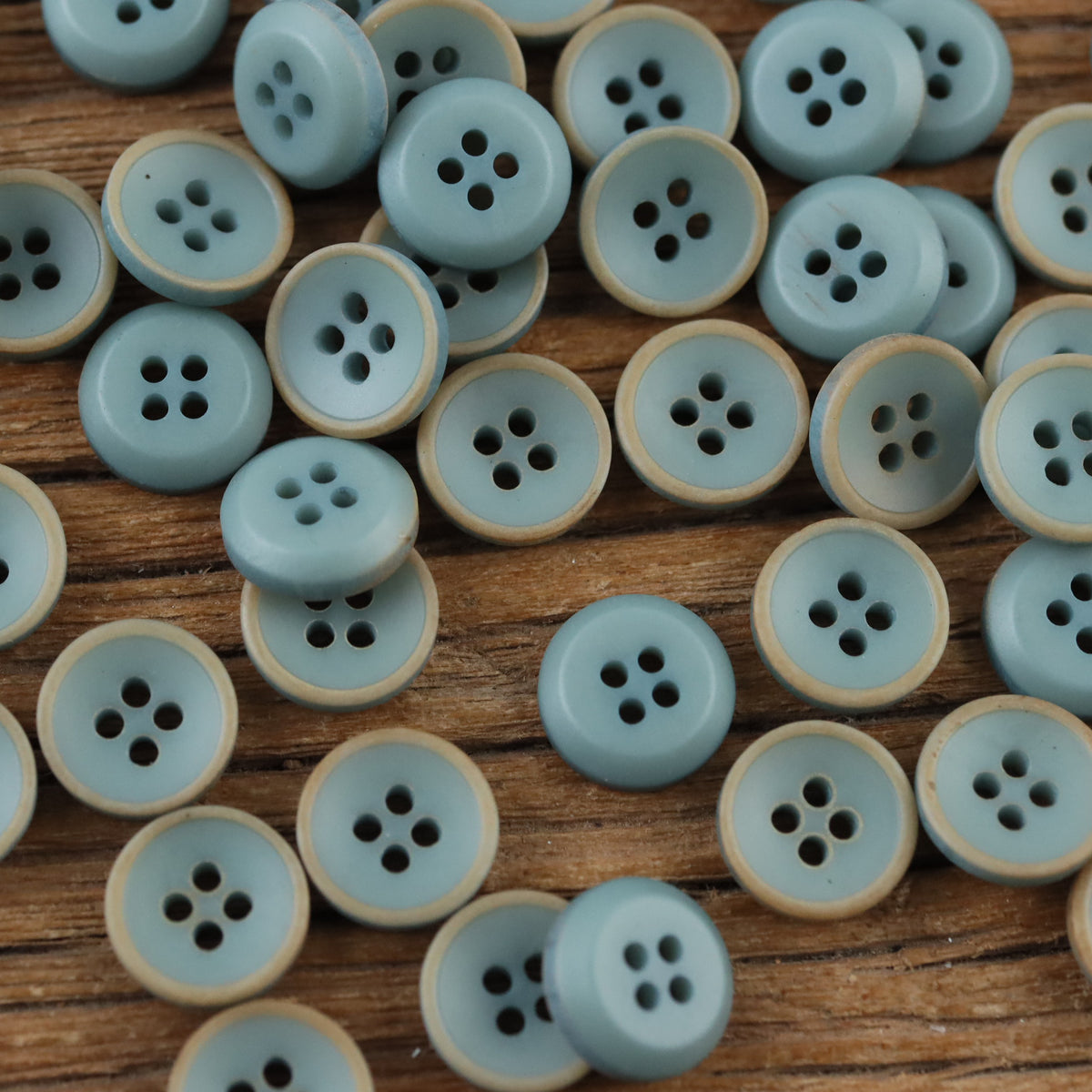 Bunli - DIY 10 Pack Matte Round Four Hole Button