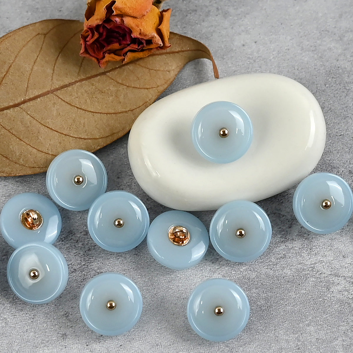Bunli - DIY 10 Pack Jade Tone Round Shank Button