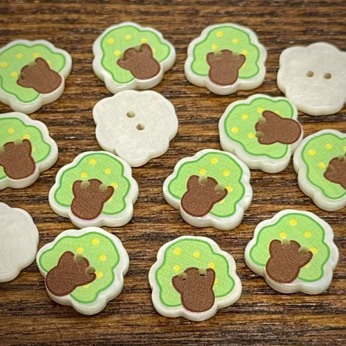 Bunli - DIY 10 Pack Green-Tree Yellow-Dot Button