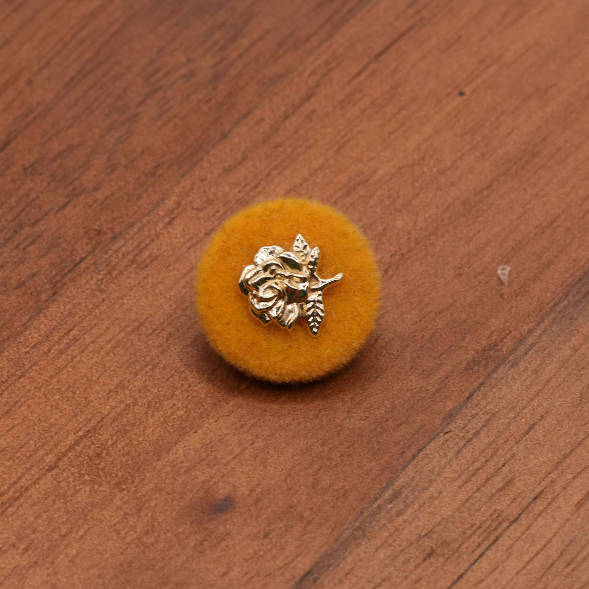 高档时尚圆形植绒花朵金属双拼纽扣外套大衣配饰服装辅料装饰扣子