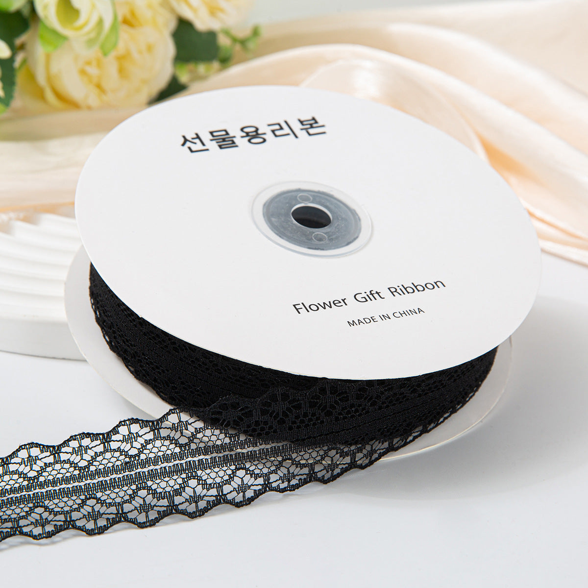 3cm50码镂空蕾丝边丝带鲜花束包装材料蛋糕彩带绸缎diy蝴蝶结飘带