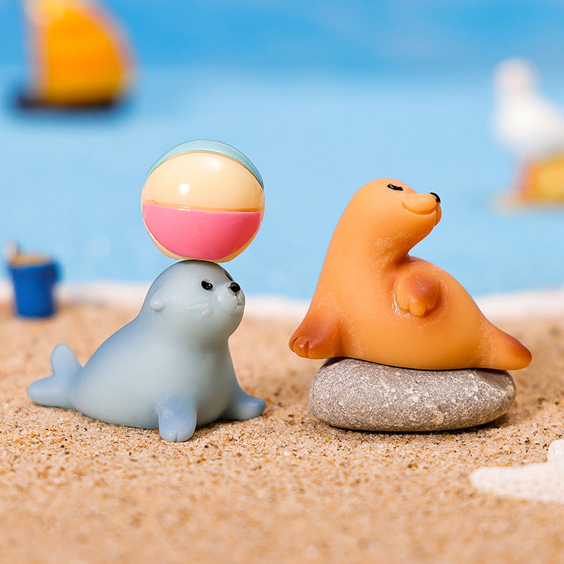 Objella - Marine Mammal Pose Miniature Ornament