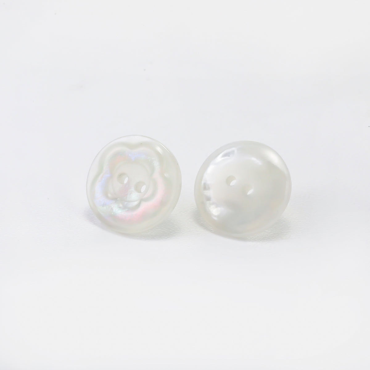 Bunli - DIY 10 Pack Iridescent Flower-Motif Round Button