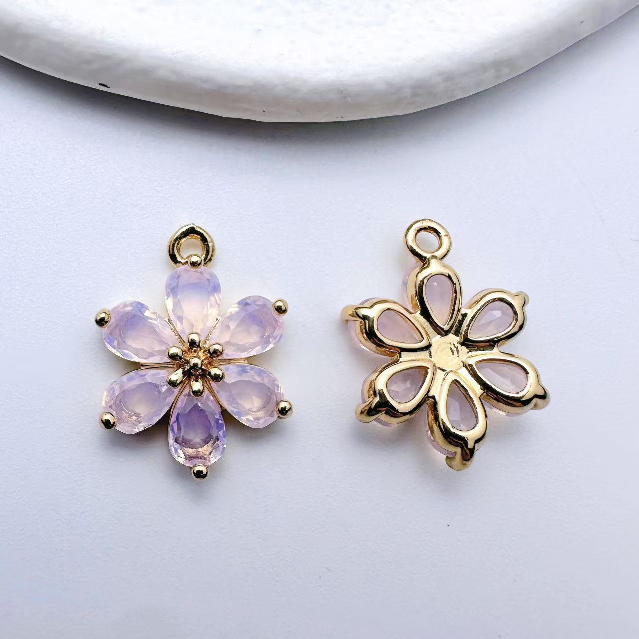 DIY镀金保色单吊锆石六瓣花吊坠手工饰品配件自制手链耳饰材料