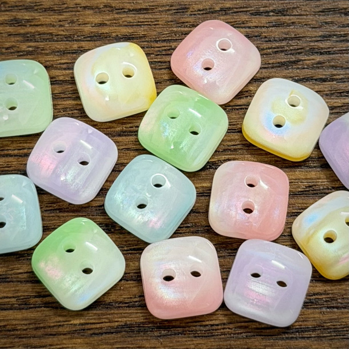 Bunli - DIY 10 Pack Faceted Square Two-Hole Button