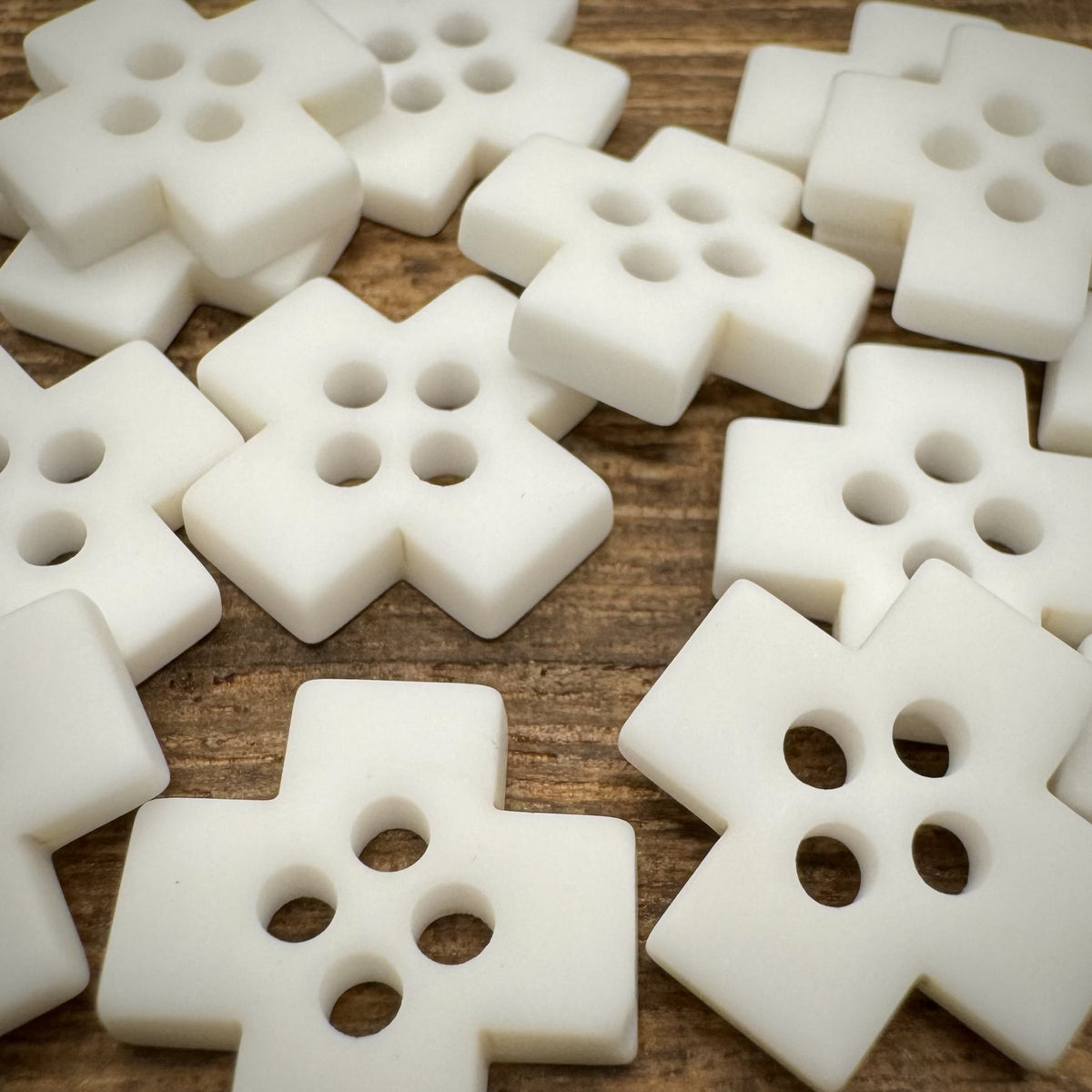 Bunli - DIY 10 Pack Matte Puzzle Four-Hole Button