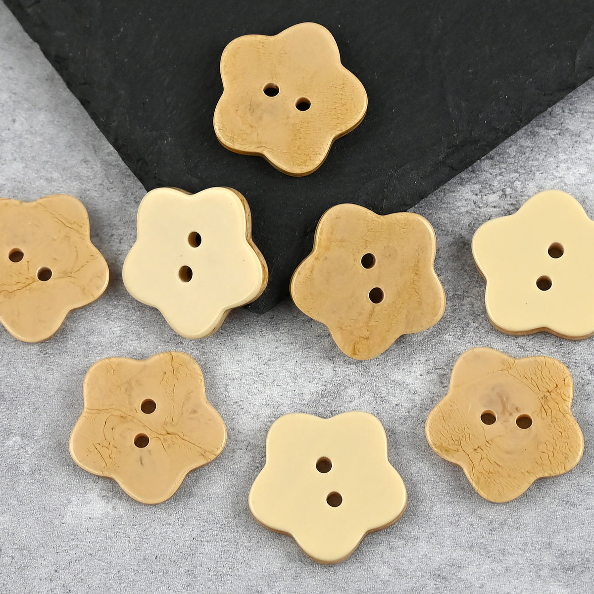 Bunli - DIY 10 Pack Luminous Star Two-Hole Button
